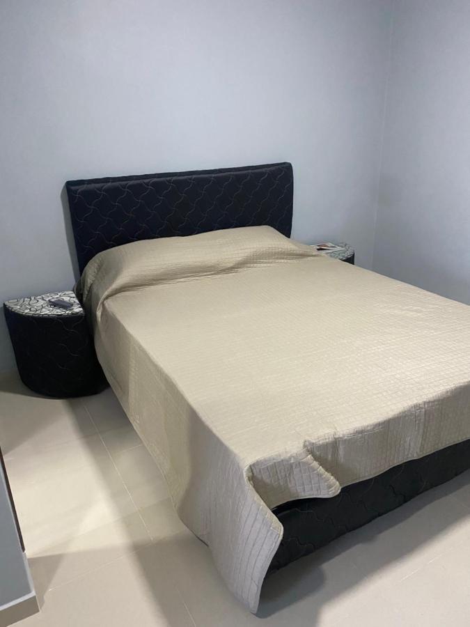 Espana Suites Hotel 埃斯特城 外观 照片