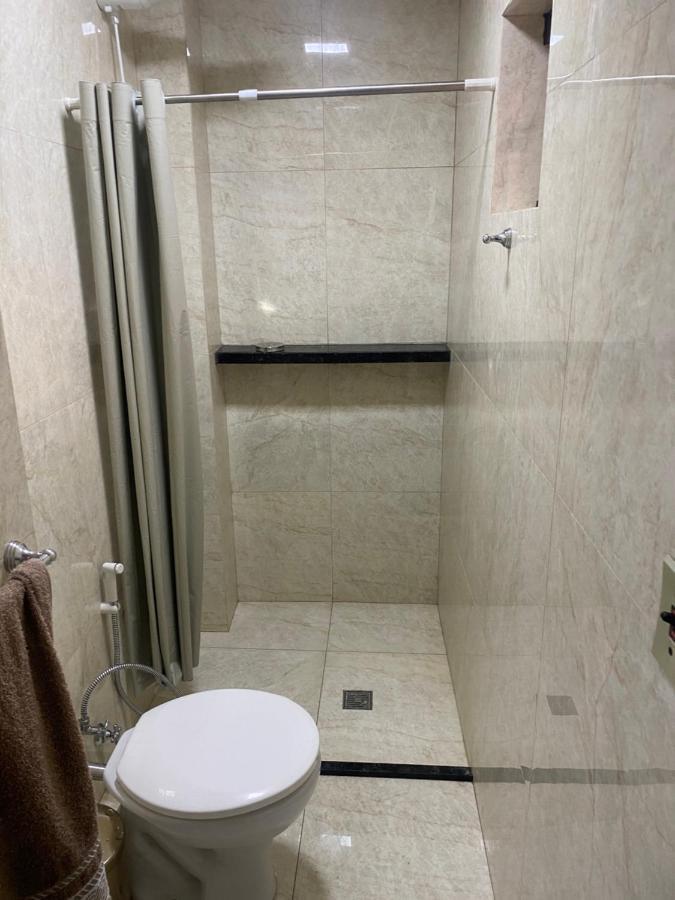 Espana Suites Hotel 埃斯特城 外观 照片